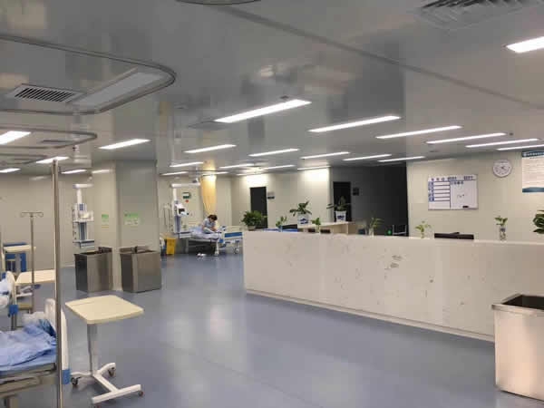 十萬(wàn)級(jí)無(wú)塵車(chē)間LED凈化平板燈